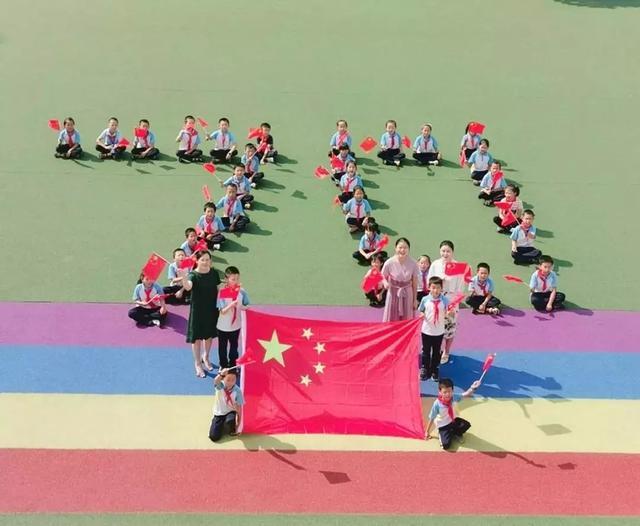 想找个英国老公，有什么途径可以认识吗？游戏画面